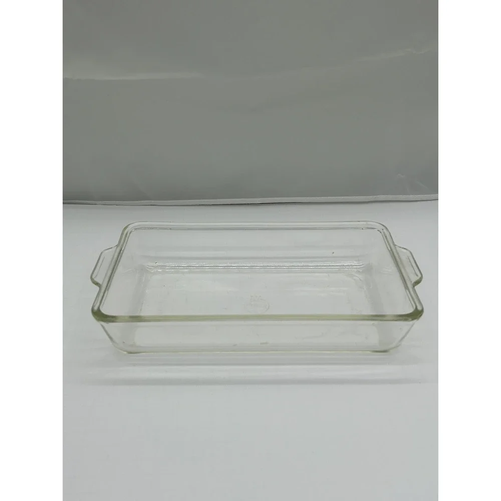 VTG Raffia Casserole Dish Carrier Basket Set of 2 with Anchor Hocking Glass Dish